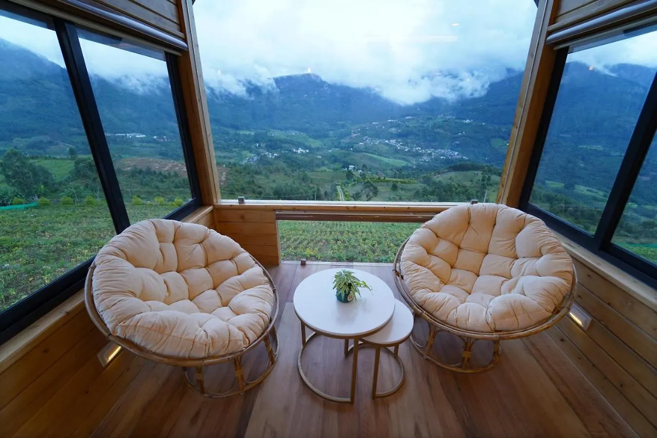 Gasthuis Vrindhavan Farm Suites Kanthalloor